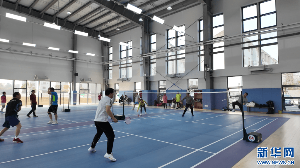 fbsports-新春走基层｜社区体育馆里的“健康年味”