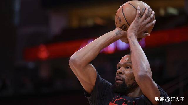搞笑，火箭队杜兰特解释为何他宁愿放弃推特也不愿玩电子游戏